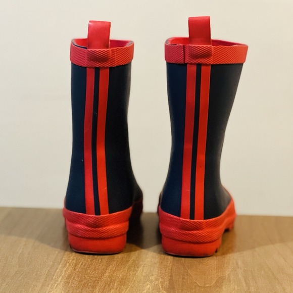 Hatley Classic Children's Rubber Rain Boots, Size 7 Matte Navy Blue & Red Kids - Picture 4 of 10